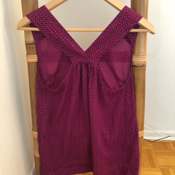 Hi-Lo V-Neck Dressy Tank Top - Picture 2 of 2